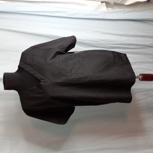 Tops - Black Scrub Top S V neck Short Sleeves NEW